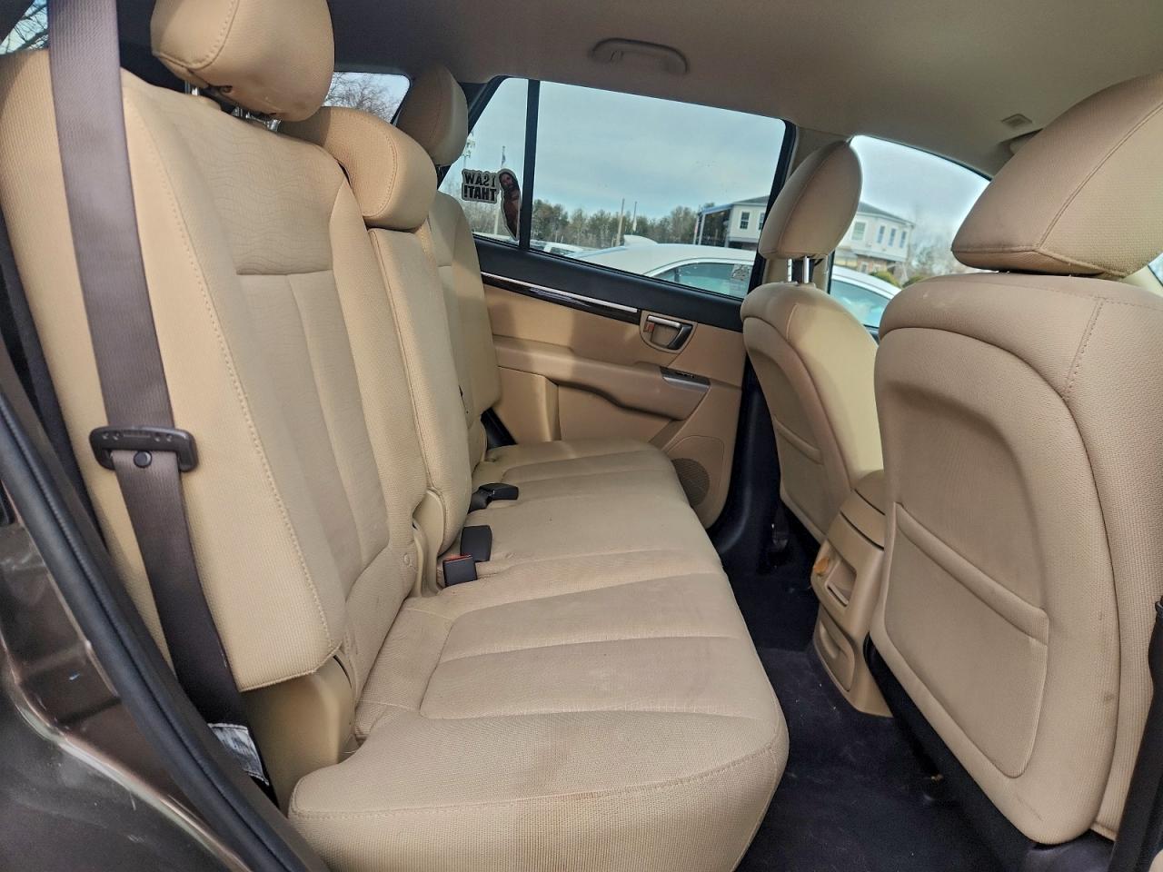 Hyundai SANTA FE Gls Image 8