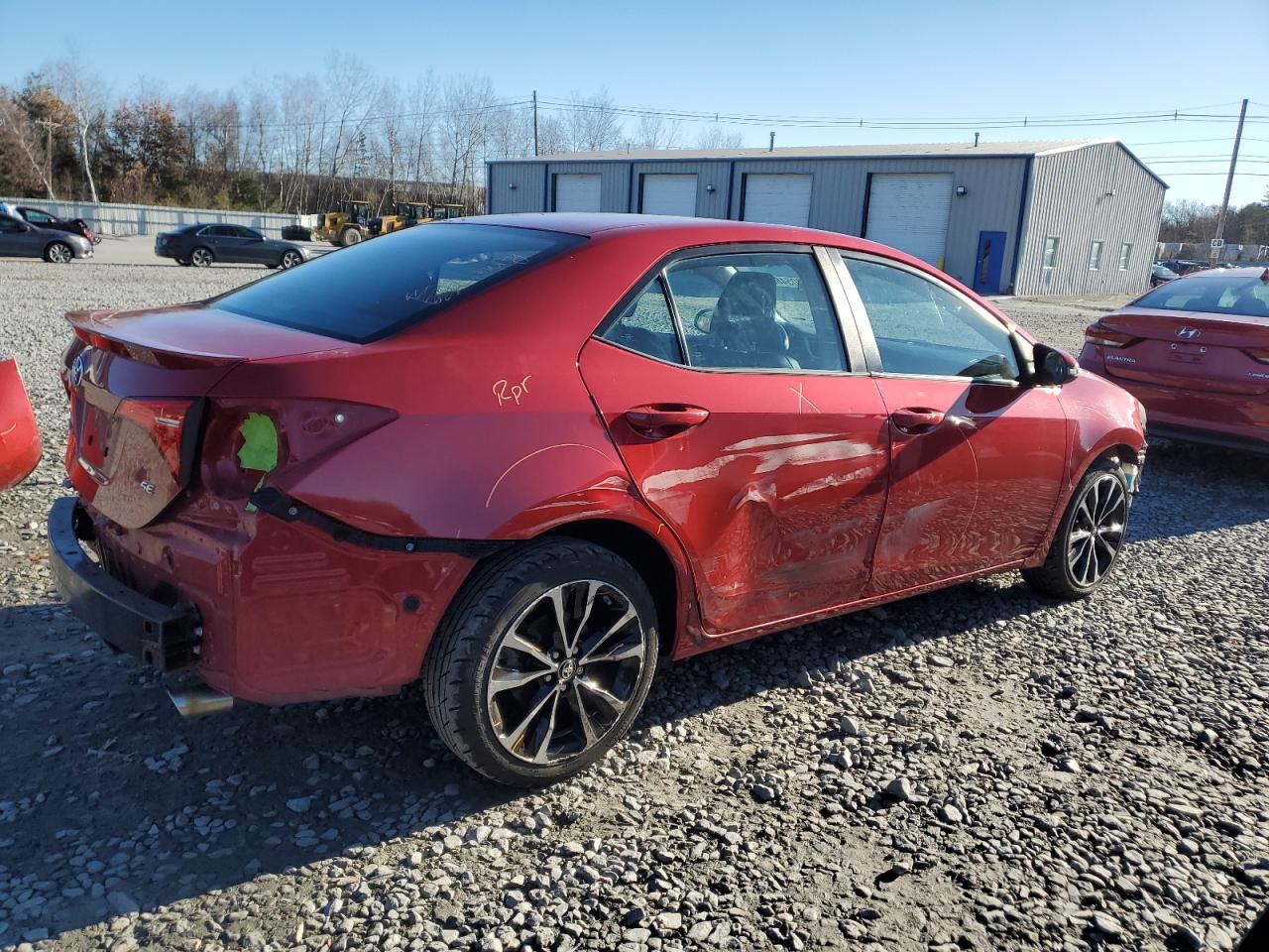 Toyota Corolla L Image 12