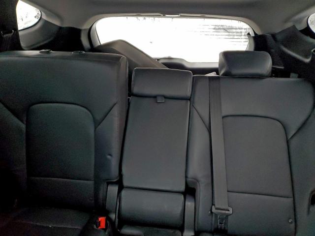 Hyundai SANTA FE Image 2