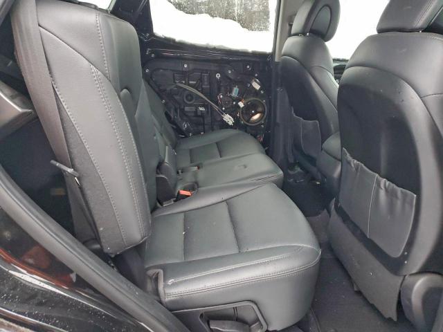 Hyundai SANTA FE Image 8