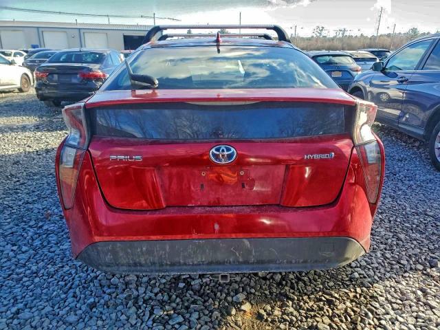 Toyota Prius Image 10