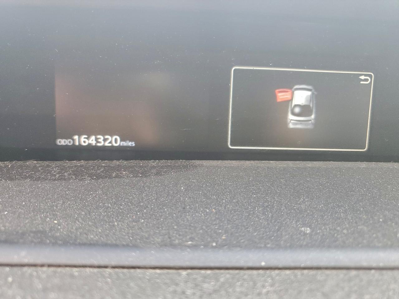 Toyota Prius Image 8