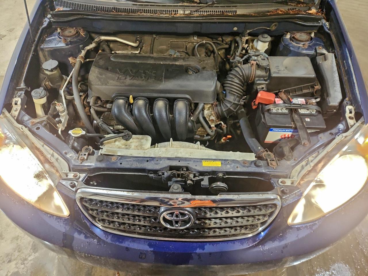 Toyota Corolla Ce Image 8