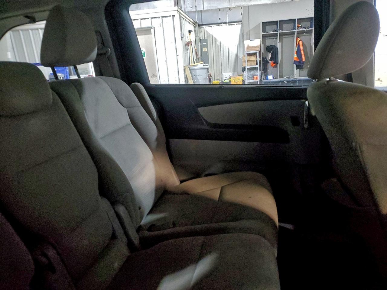 Honda Odyssey Ex Image 8