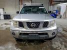 Nissan Frontier Crew Cab Le Image 5