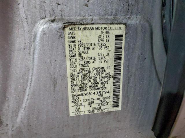 Nissan Frontier Crew Cab Le Image 9