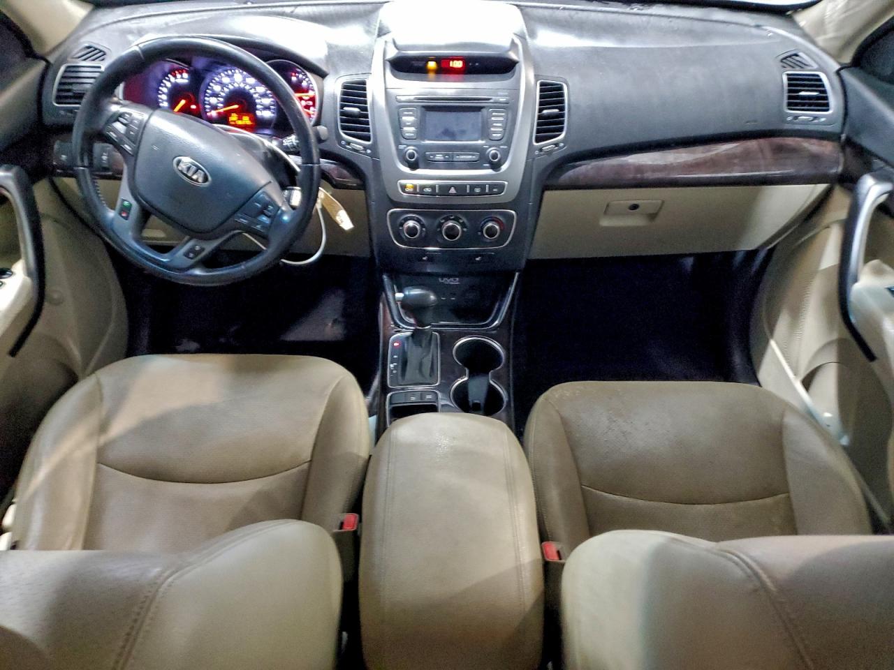 Kia Sorento Lx Image 6