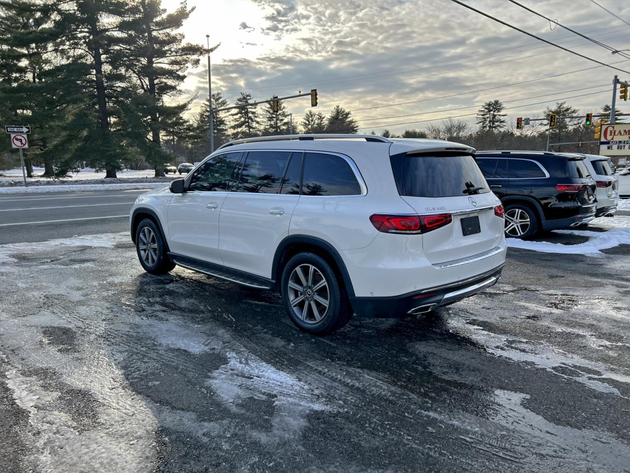 Mercedes-Benz Gls-class 450 4matic Image 8