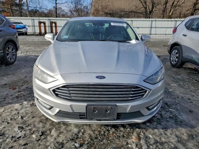 Ford Fusion Se Image 5