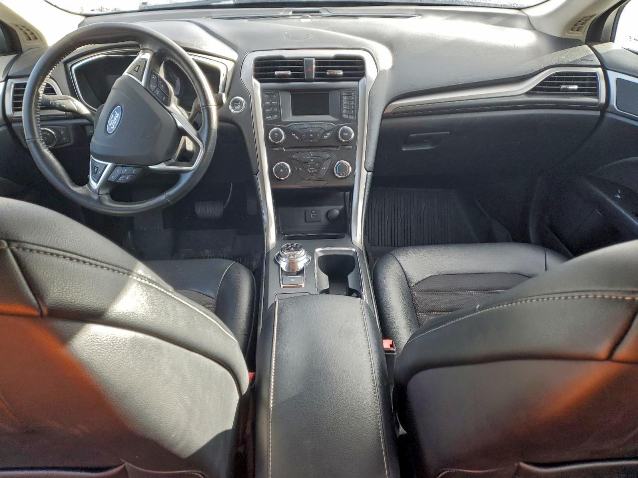 Ford Fusion Se Image 11