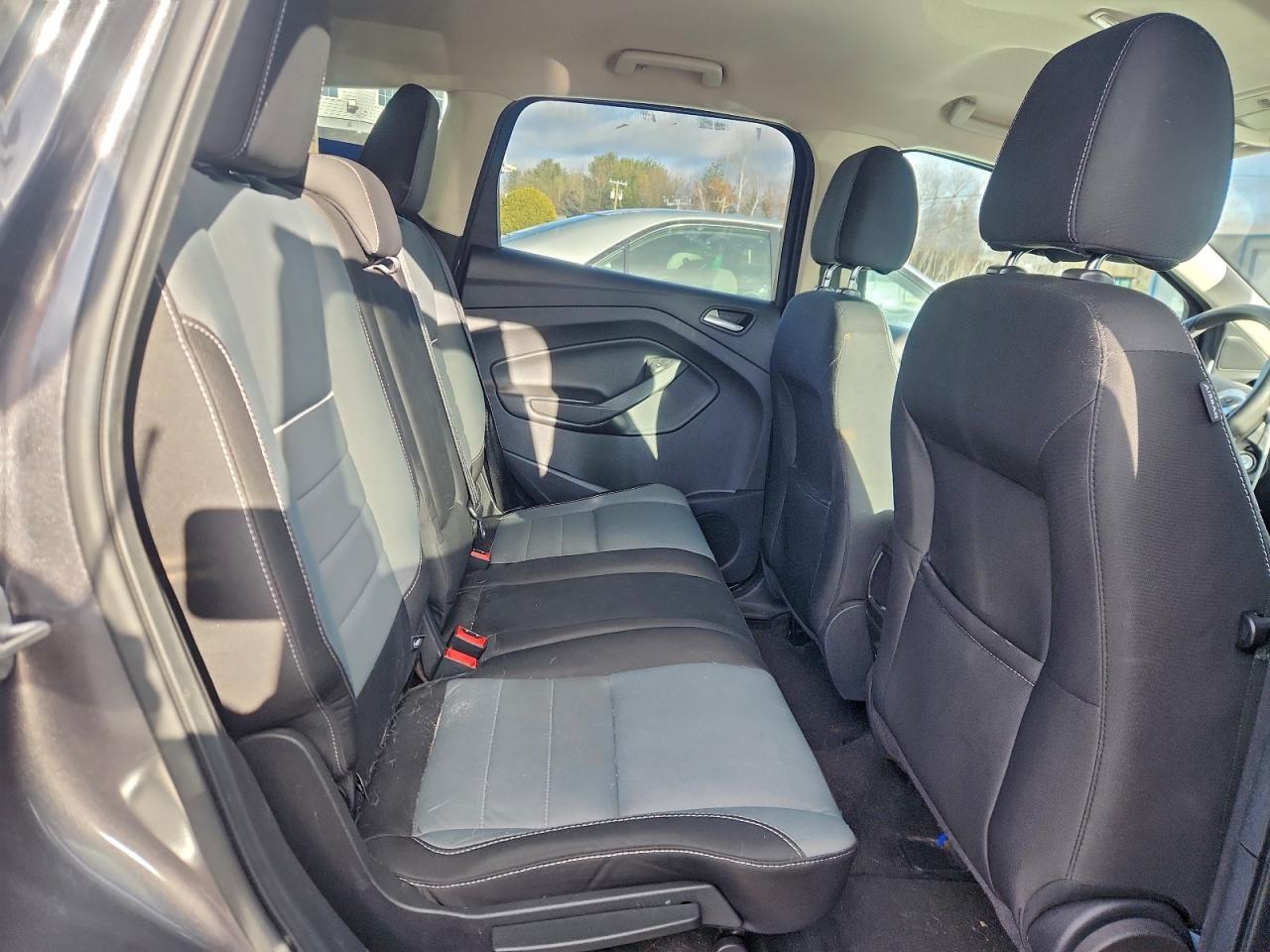 Ford Escape Se Image 7