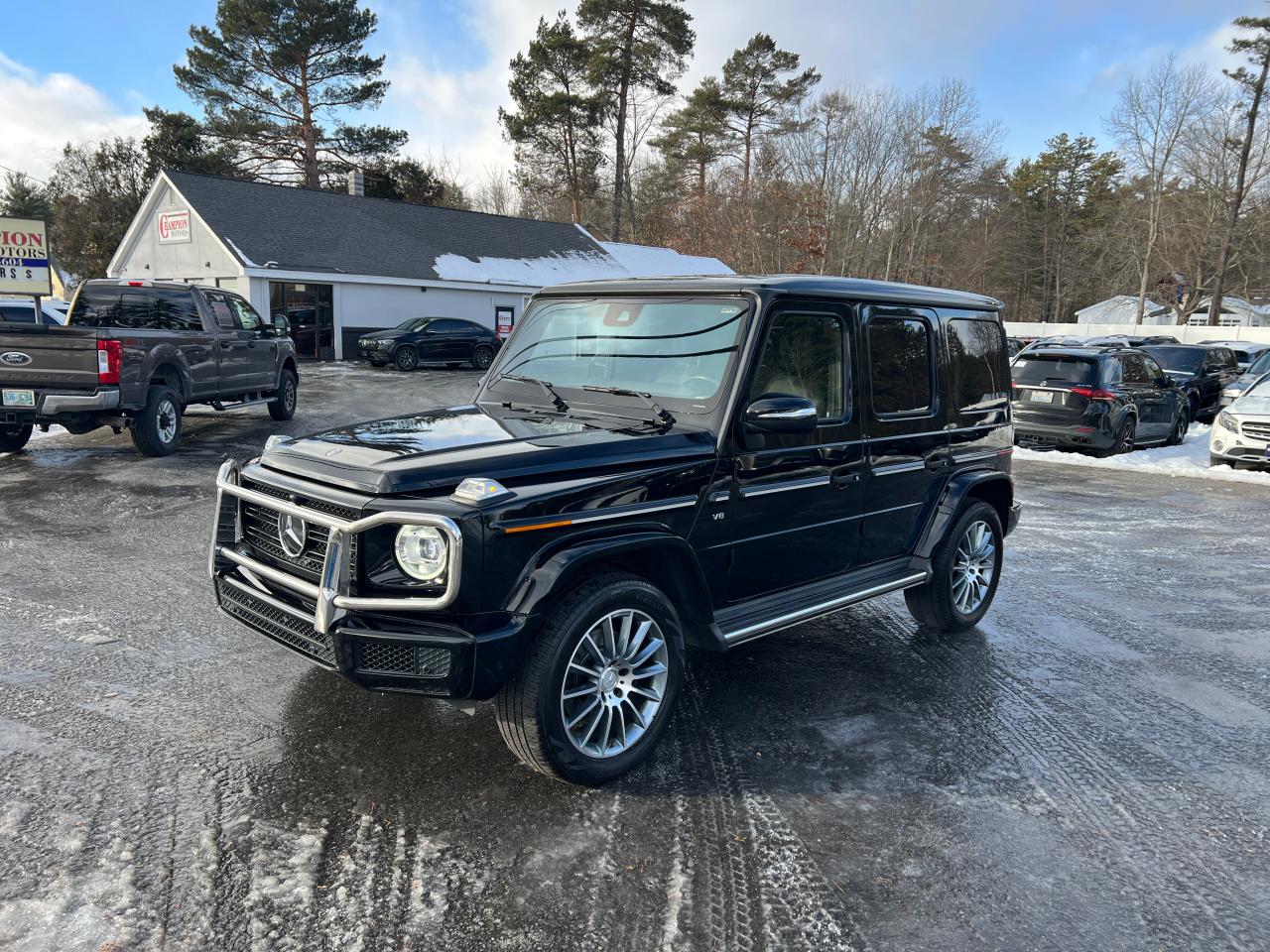 Mercedes-Benz G-Class 550 Image 10