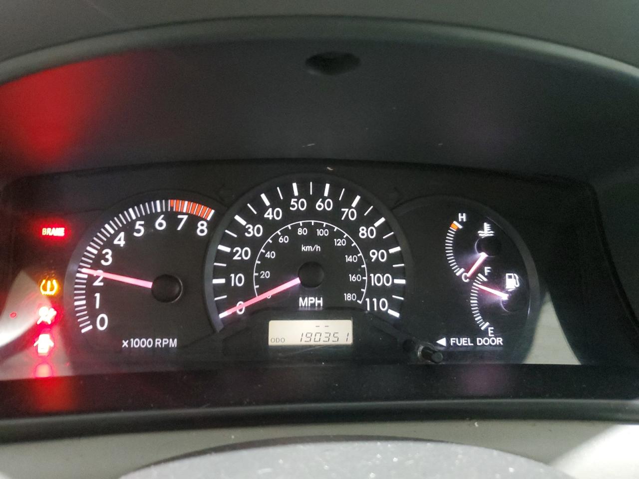 Toyota Corolla Ce Image 11