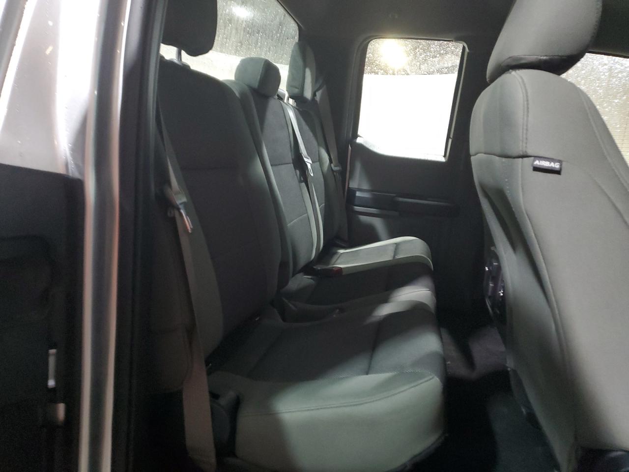 Ford F-150 Super Cab Image 7