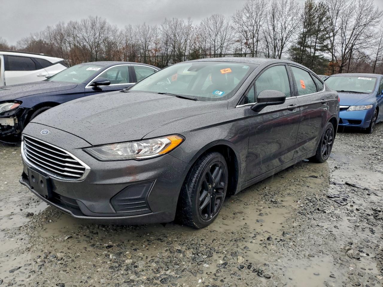 Ford Fusion Se Image 1