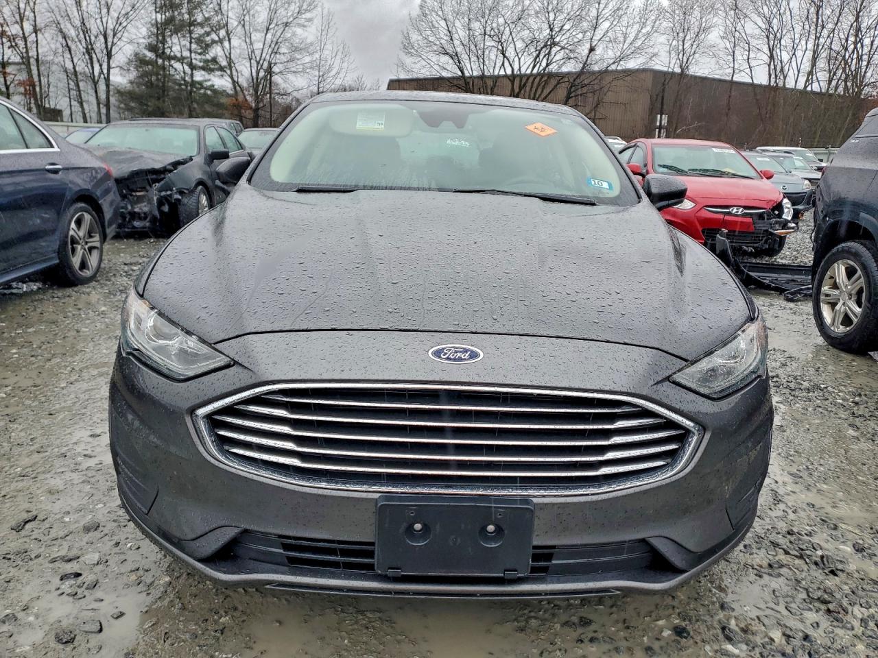 Ford Fusion Se Image 6