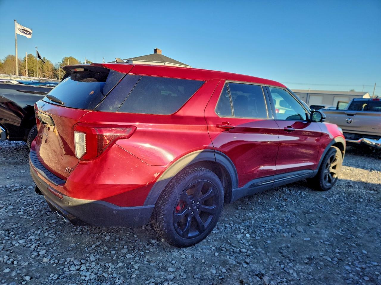 Ford Explorer St Image 2