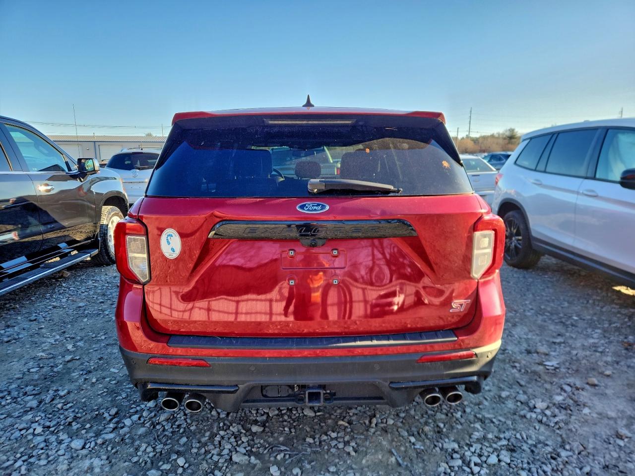 Ford Explorer St Image 4