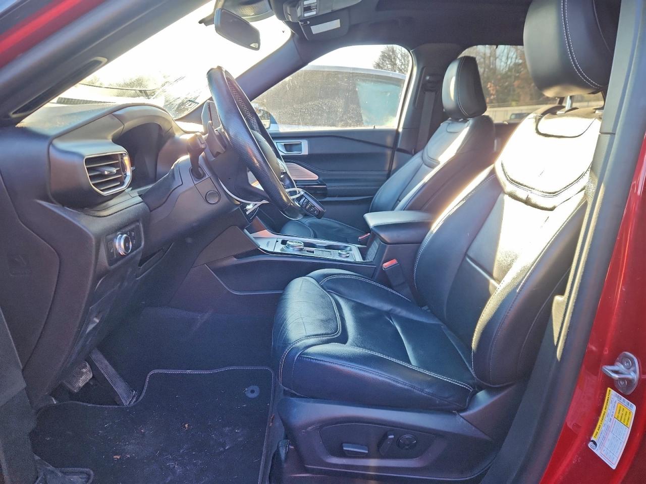 Ford Explorer St Image 6