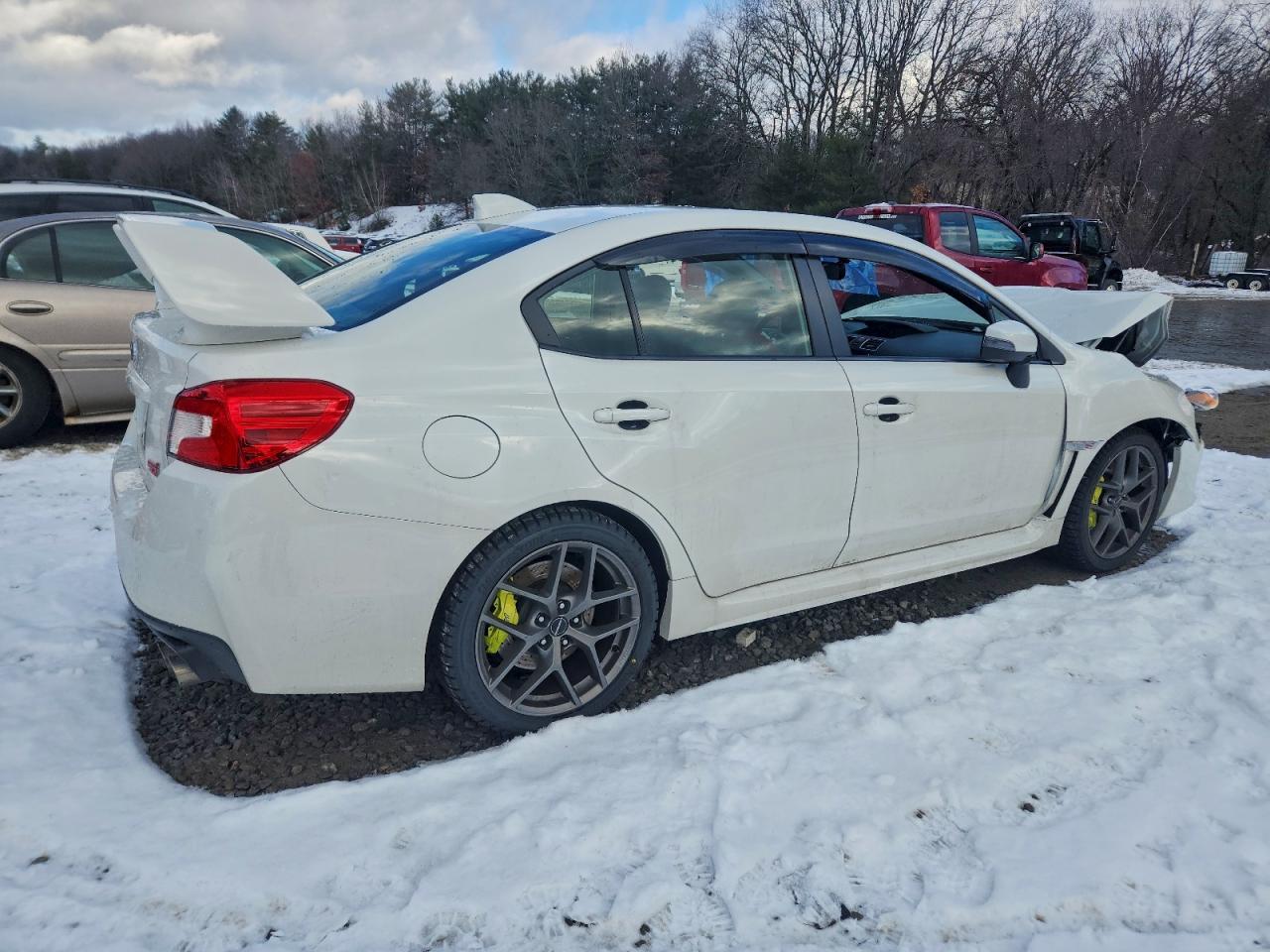 Subaru WRX Sti Image 7