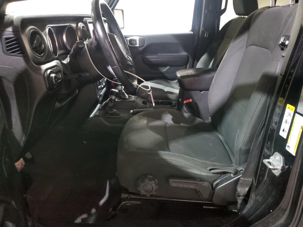 Jeep Wrangler Sport Image 4