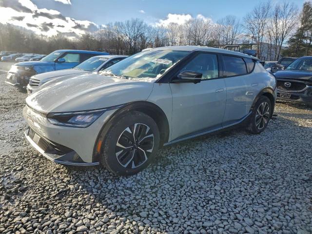  Salvage Kia EV6