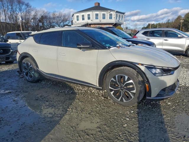 Kia EV6 Light Image 4