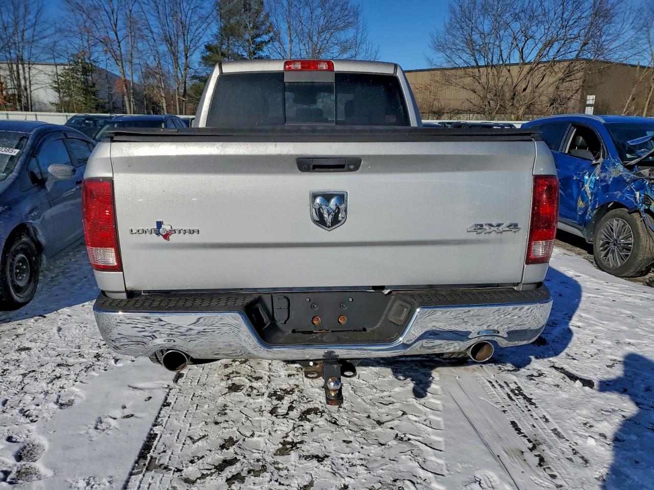 Ram 1500 Slt Image 3