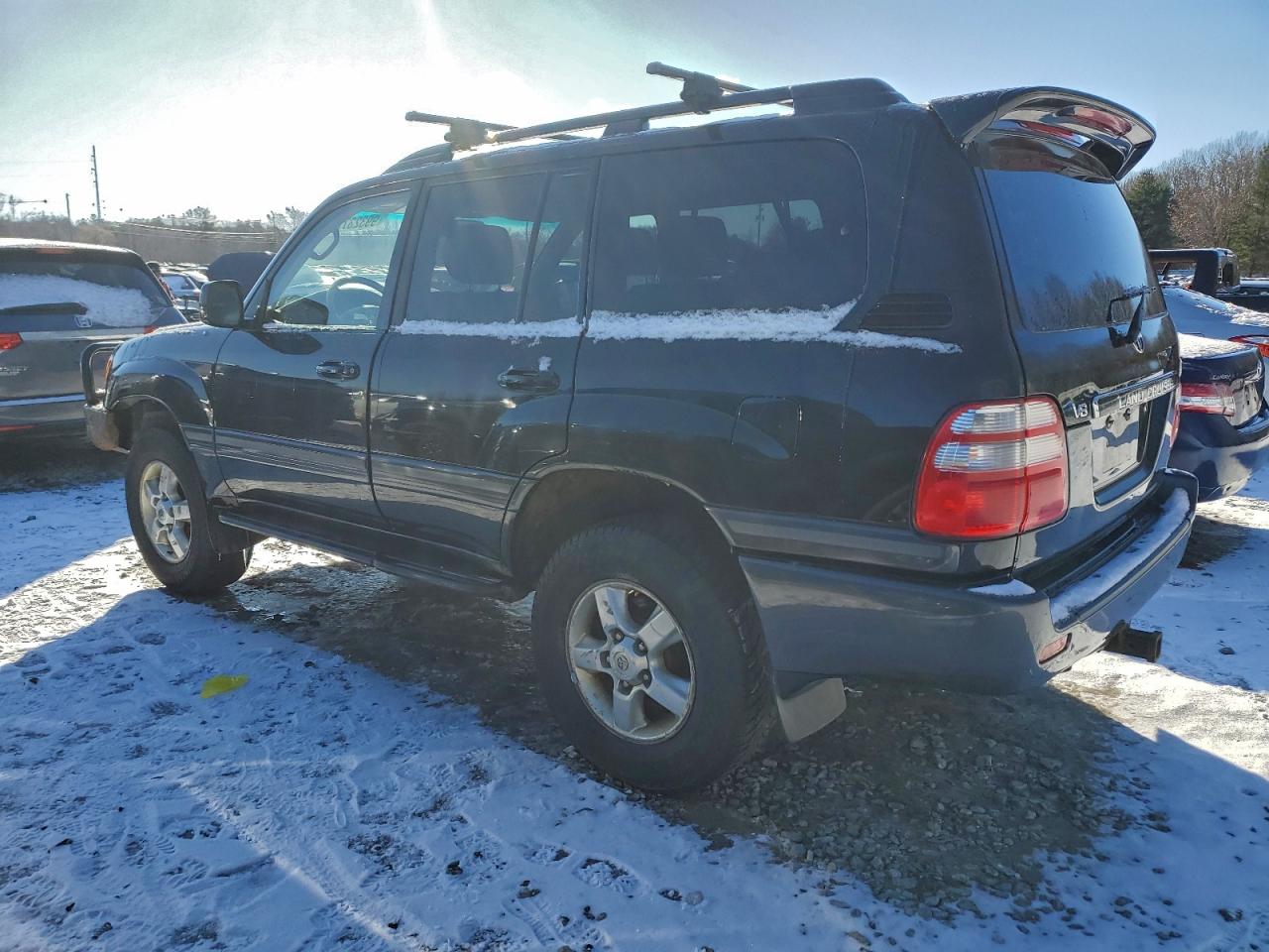 Toyota Land Cruis Image 5