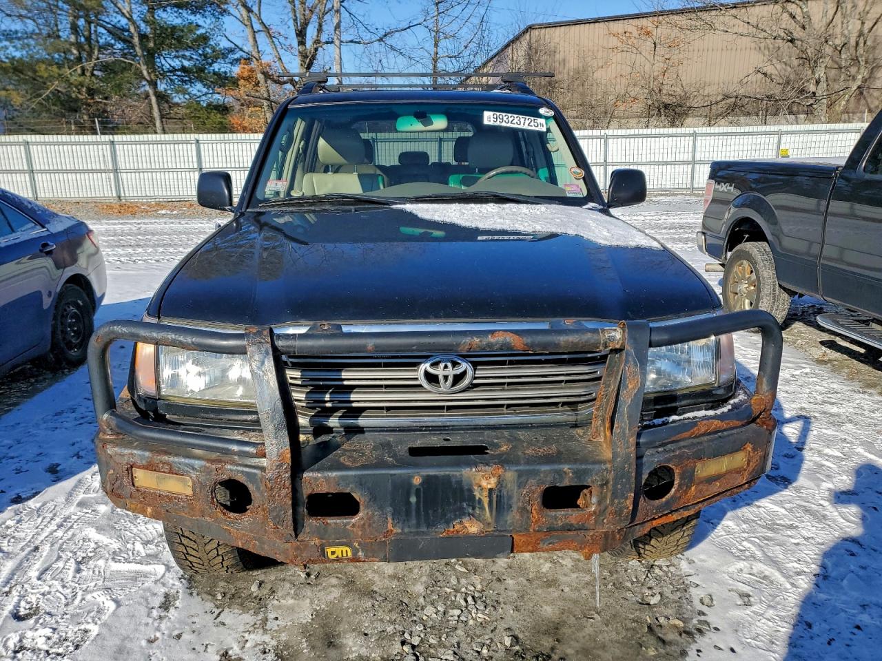 Toyota Land Cruis Image 3