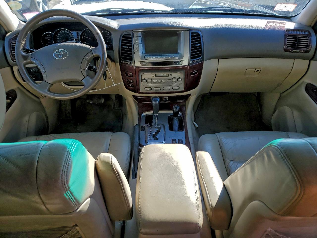 Toyota Land Cruis Image 6