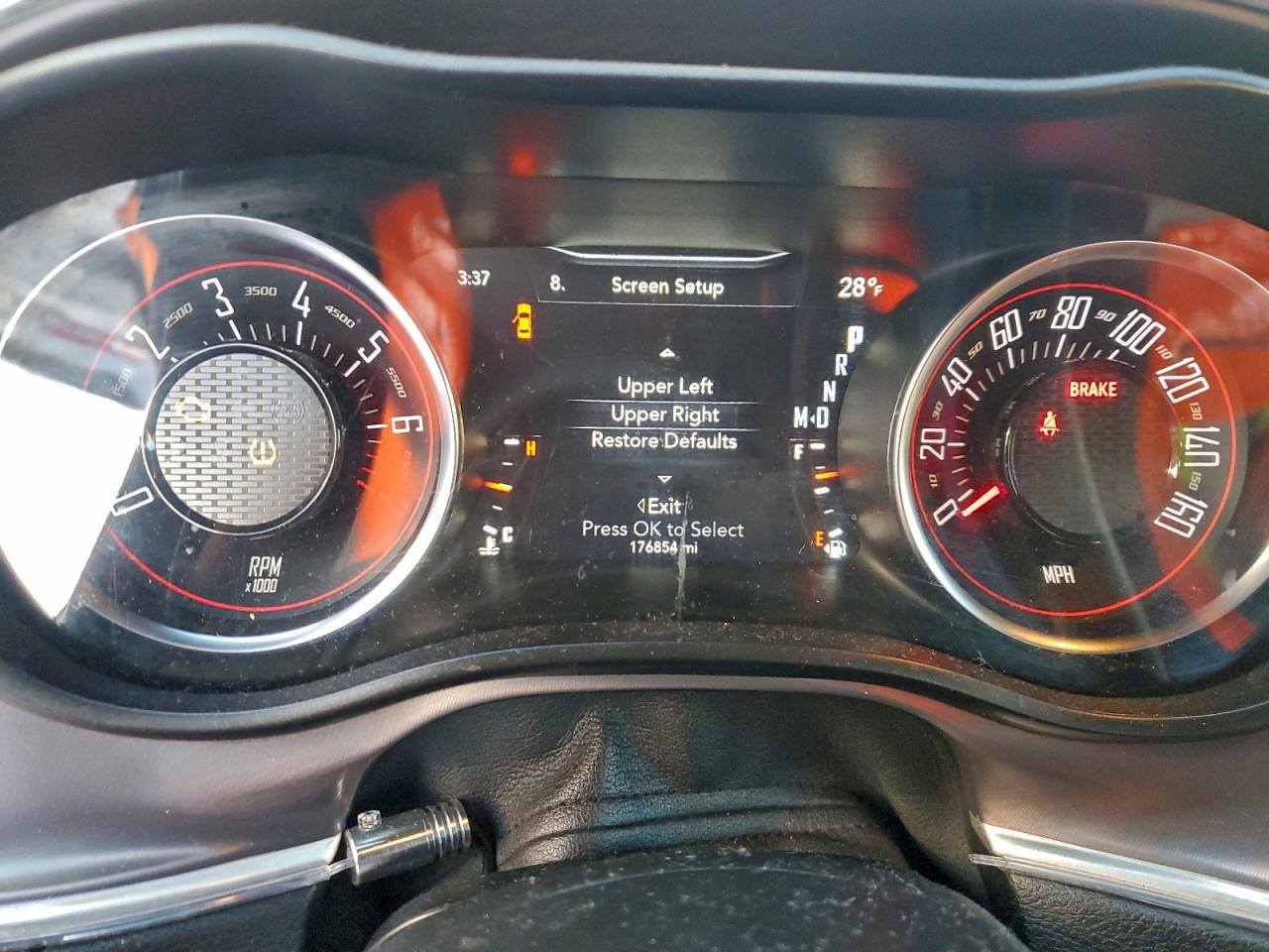 Dodge Challenger Sxt Image 4