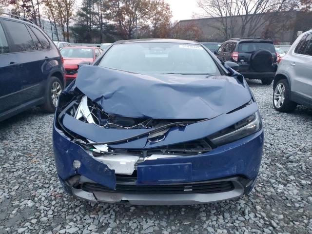 Toyota Prius Le Image 6