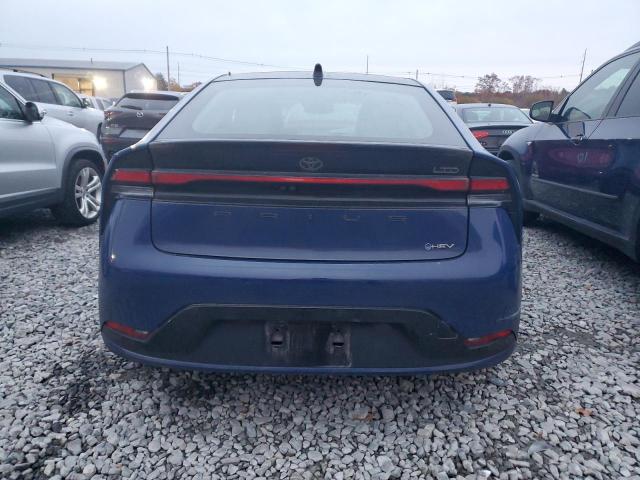 Toyota Prius Le Image 10