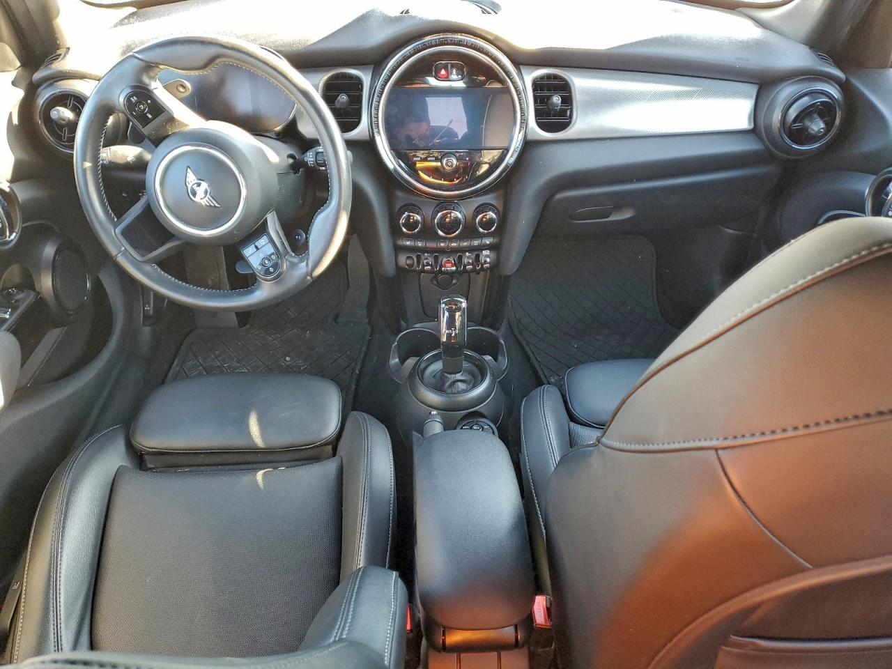 MINI Cooper S Image 8