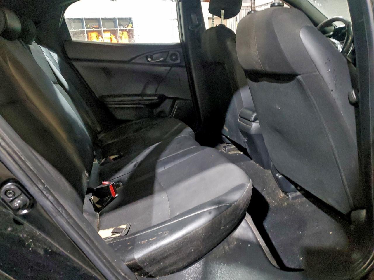 Honda Civic Sport Image 9