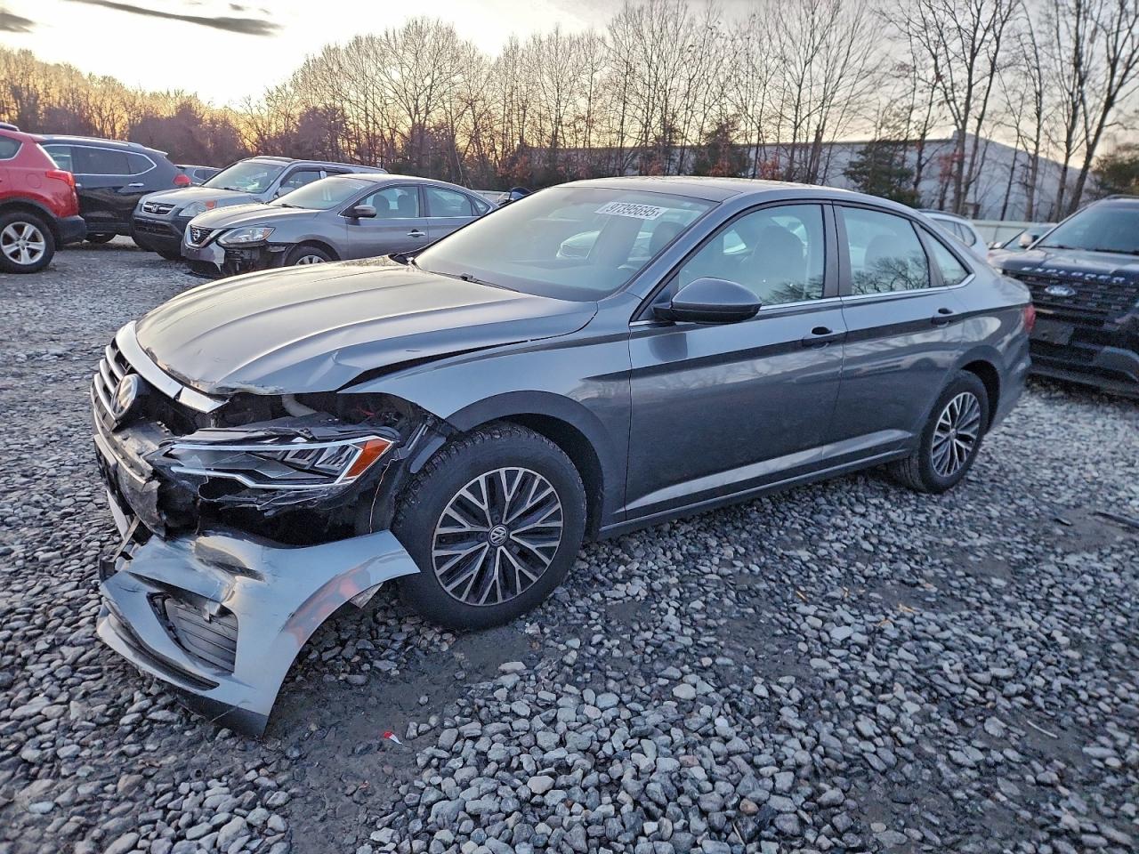 Volkswagen Jetta S Image 1