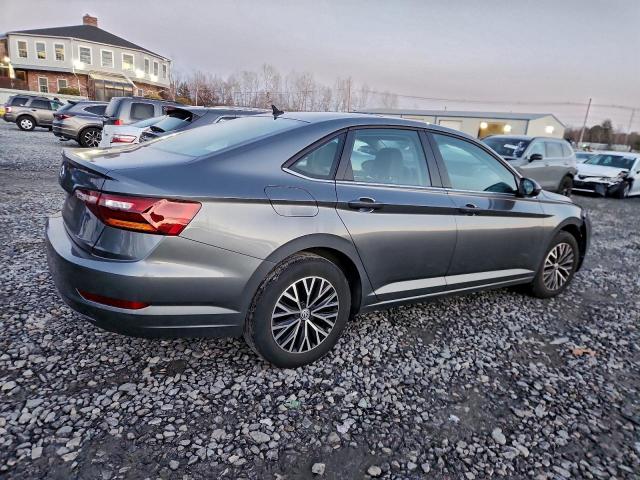 Volkswagen Jetta S Image 3