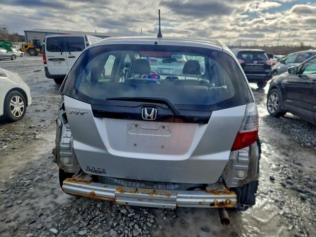 Honda Fit Image 12