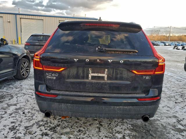 Volvo XC60 T5 Image 2