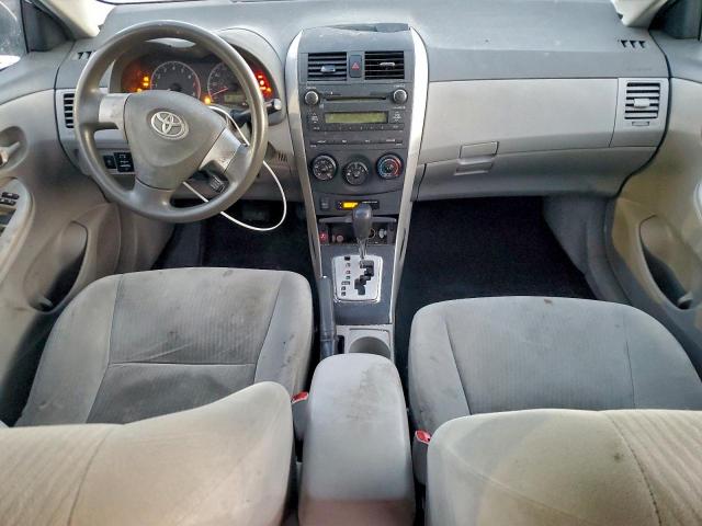 Toyota Corolla Base Image 10