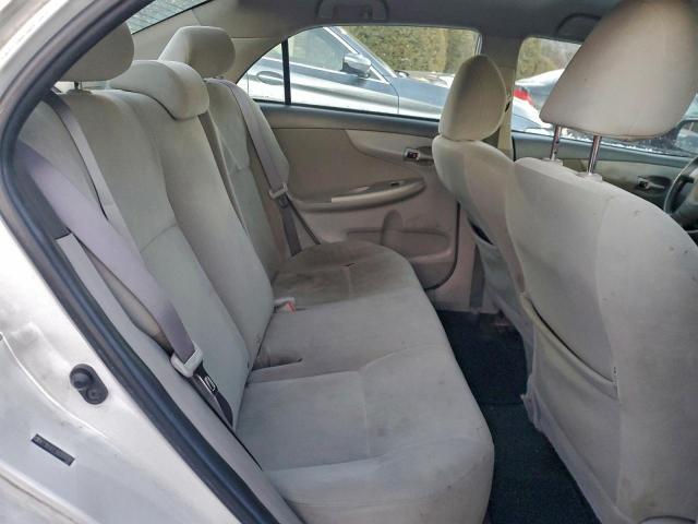 Toyota Corolla Base Image 5