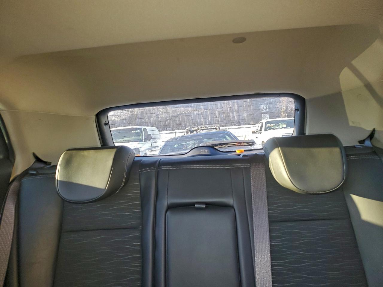 Buick Encore Sport Touring Image 9