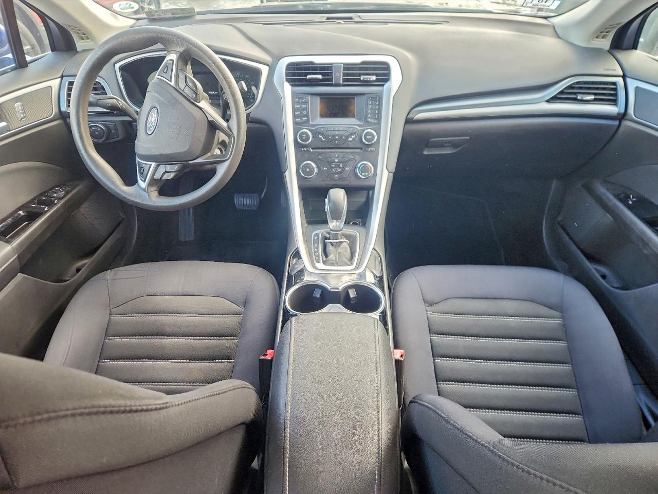 Ford Fusion Se Image 5