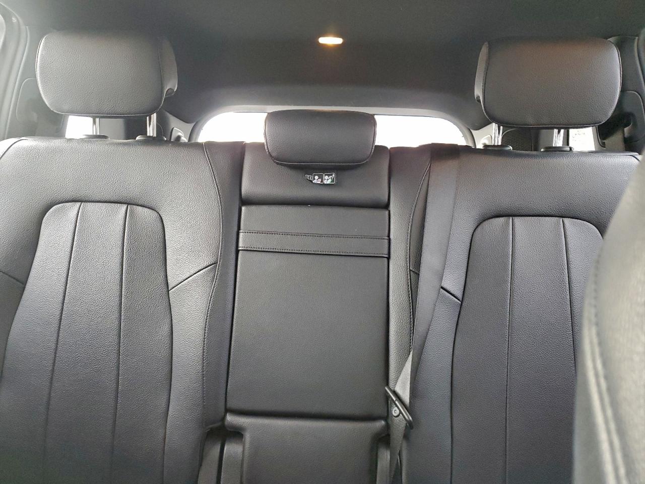 Mercedes-Benz GLB 250 4matic Image 2