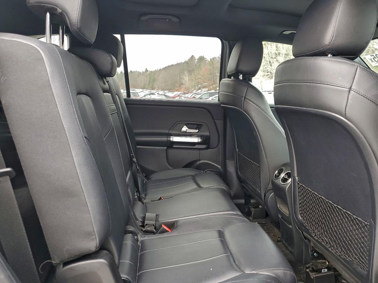 Mercedes-Benz GLB 250 4matic Image 13