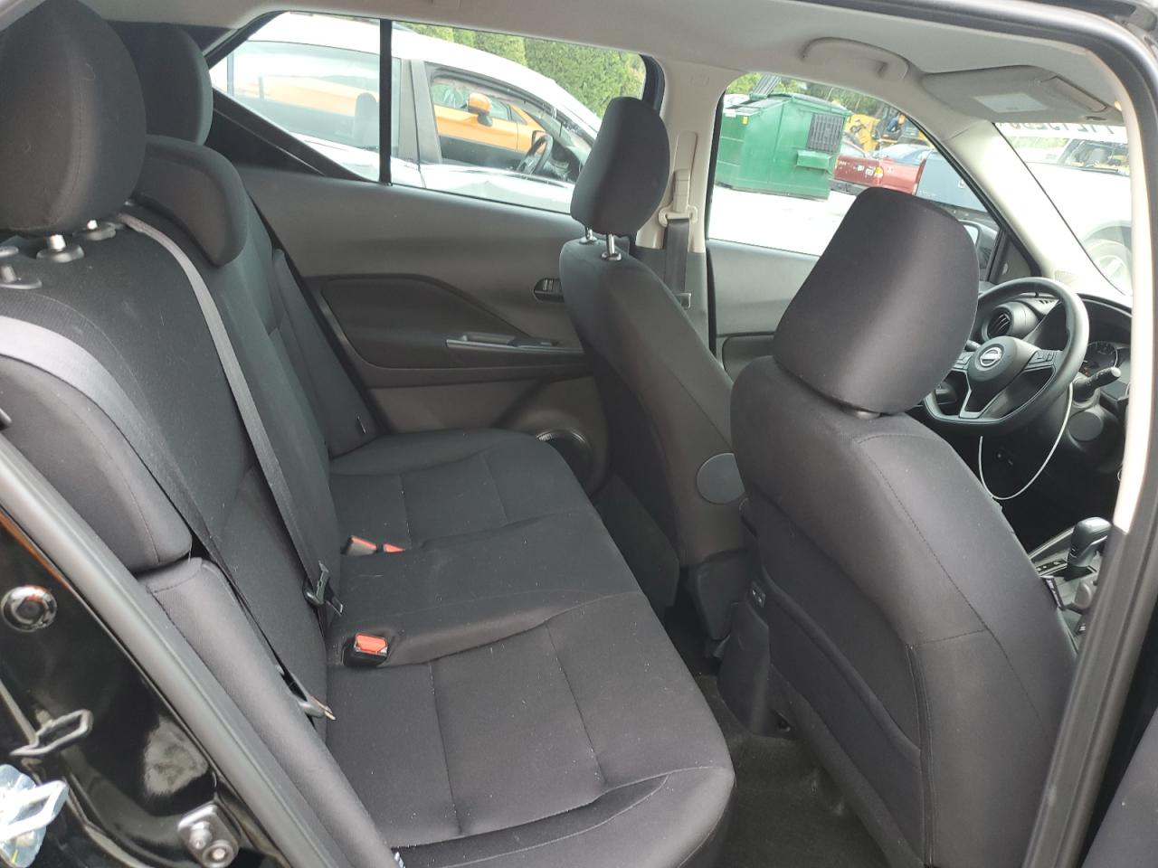 Nissan Kicks S Image 6