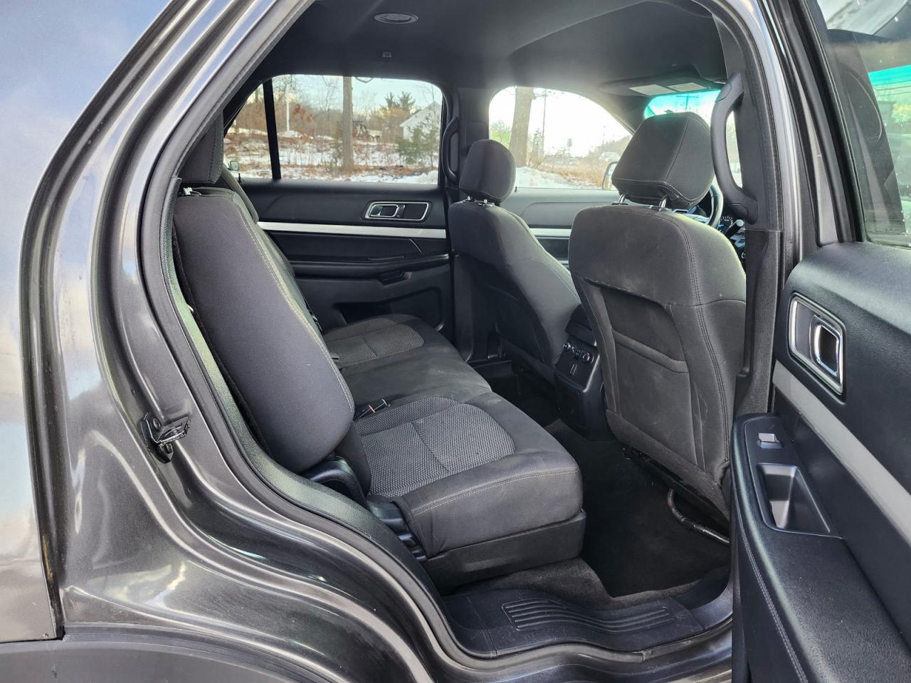 Ford Explorer Xlt Image 5