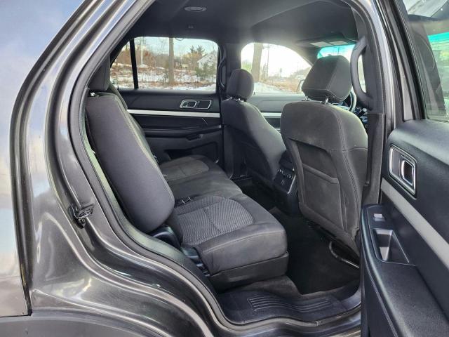 Ford Explorer Xlt Image 5