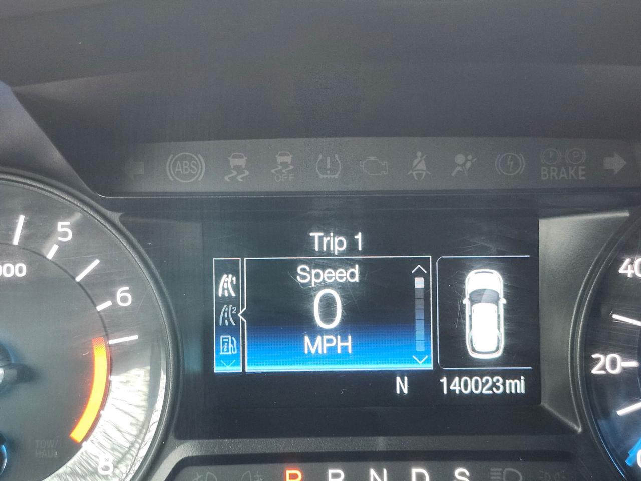 Ford Explorer Xlt Image 4